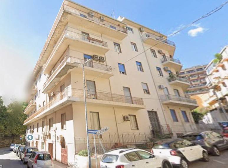 Appartamento in affitto a Messina via Setajoli, 1
