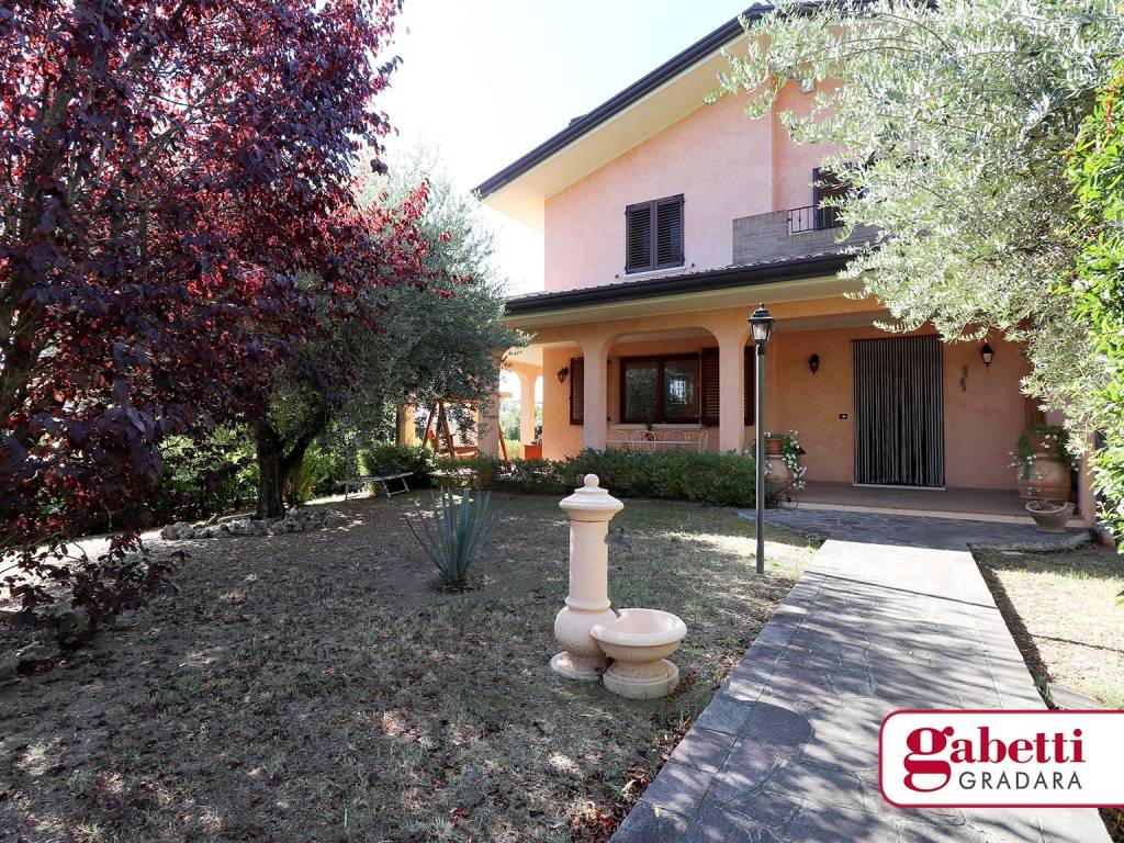 Villa in vendita a Gradara via Cattolica, 25