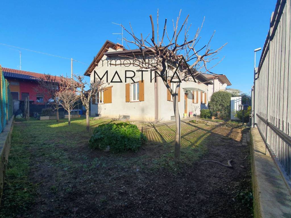 Villa in vendita a Seriate via San Martino
