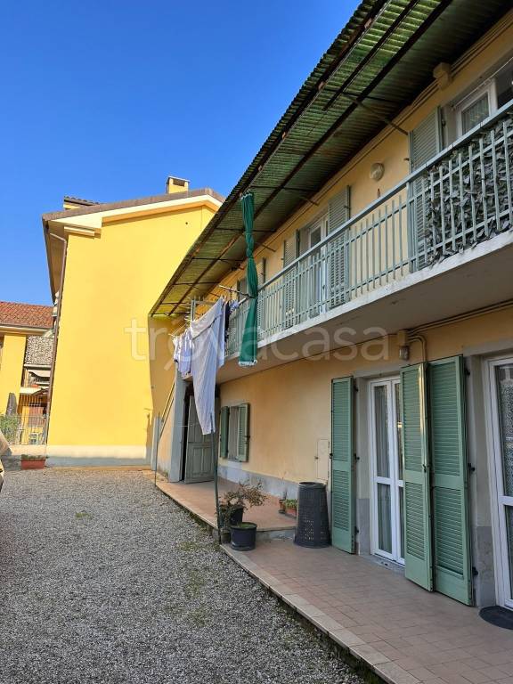 Casa Indipendente in vendita a Chieri via San Raffaele, 7