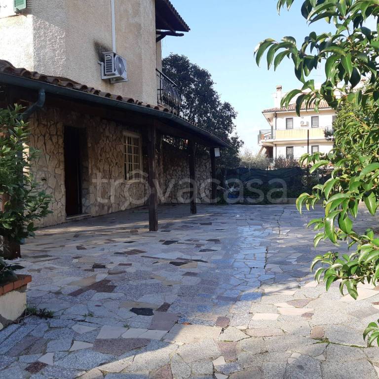 Villa Bifamiliare in vendita a Mentana