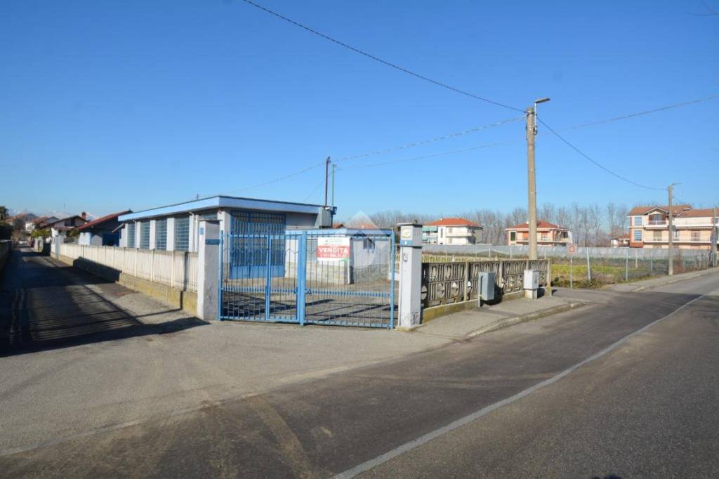 Capannone Industriale in vendita a San Mauro Torinese via Brandizzo, 107