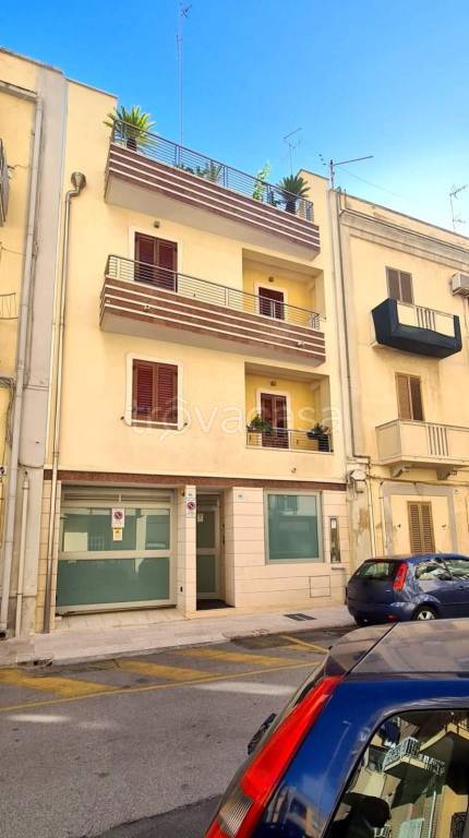 Appartamento in vendita a Bari via pasquale paoli