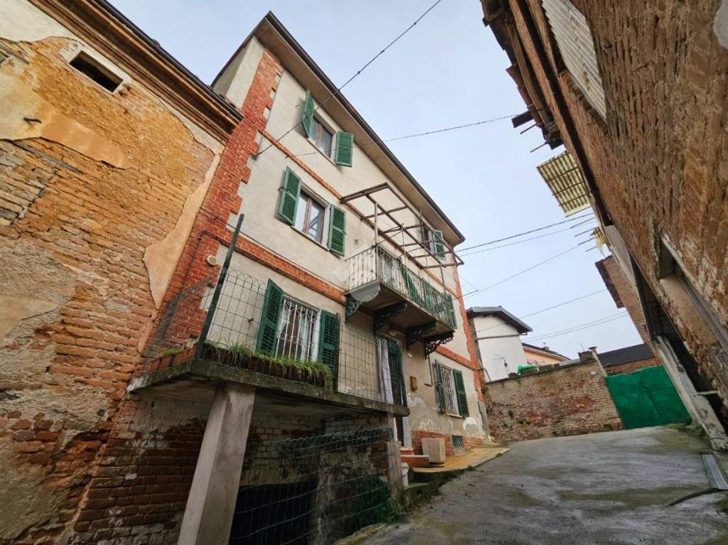 Casa Indipendente in vendita a Mombaruzzo via leonotti, 60