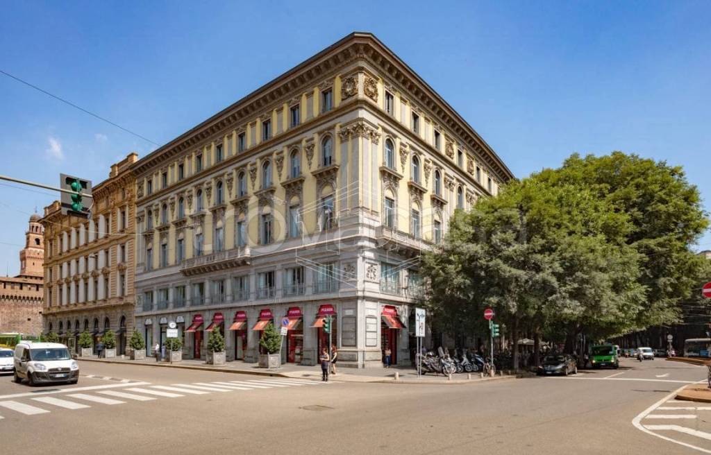 Ufficio in affitto a Milano piazzale Luigi Cadorna, 4