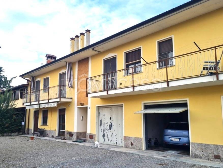 Casa Indipendente in vendita a Robecco Pavese località Taccona, 15