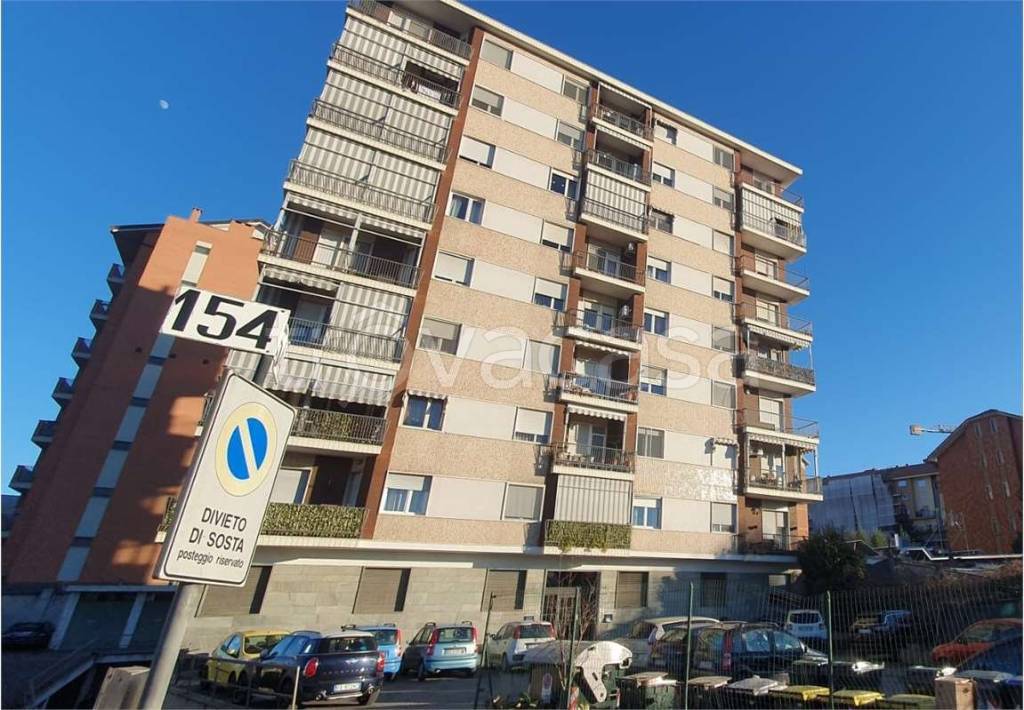 Appartamento in vendita a Torino strada Settimo, 154