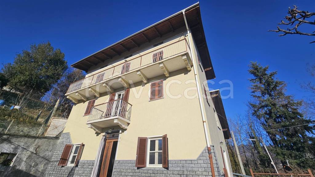 Casa Indipendente in vendita a Valle San Nicolao frazione colongo, 25