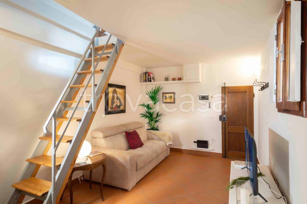 Appartamento in affitto a Firenze via dell'Albero