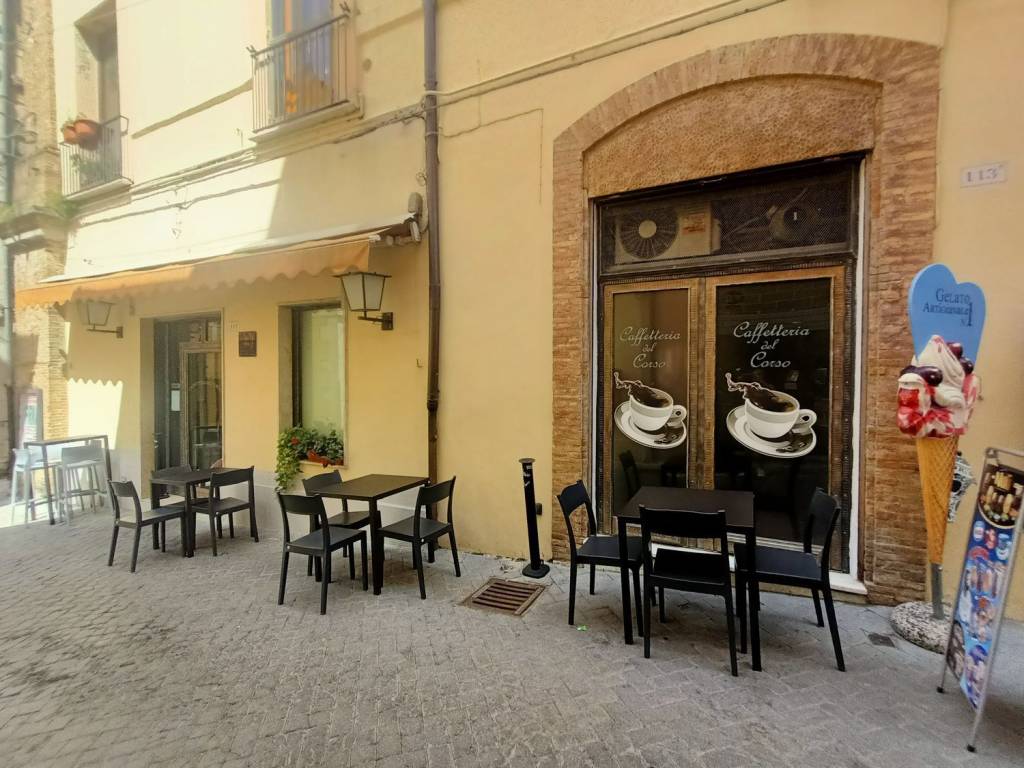 Bar in vendita a Guardiagrele via roma, 111