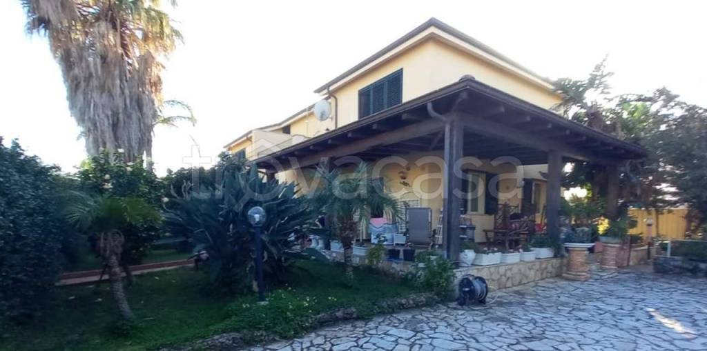 Villa Bifamiliare in vendita a Carini via Amerigo Vespucci