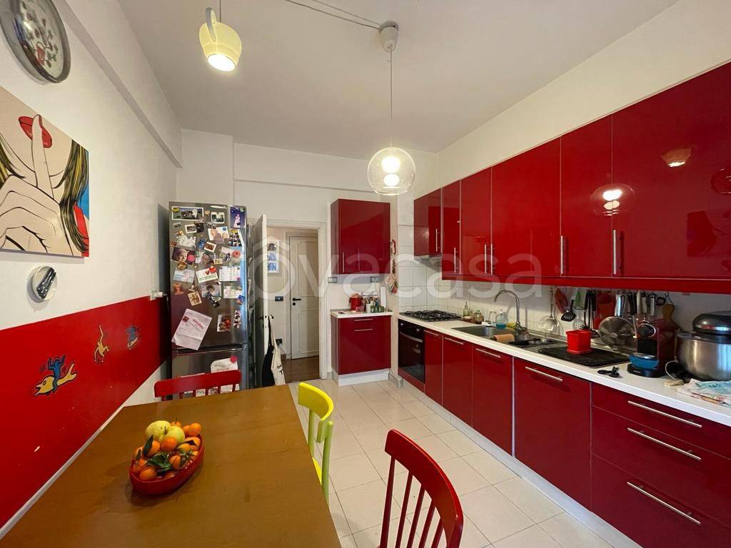 Appartamento in vendita a Genova via Capri, 125