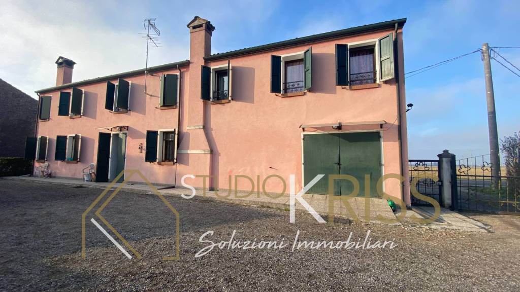 Villa in vendita a Occhiobello