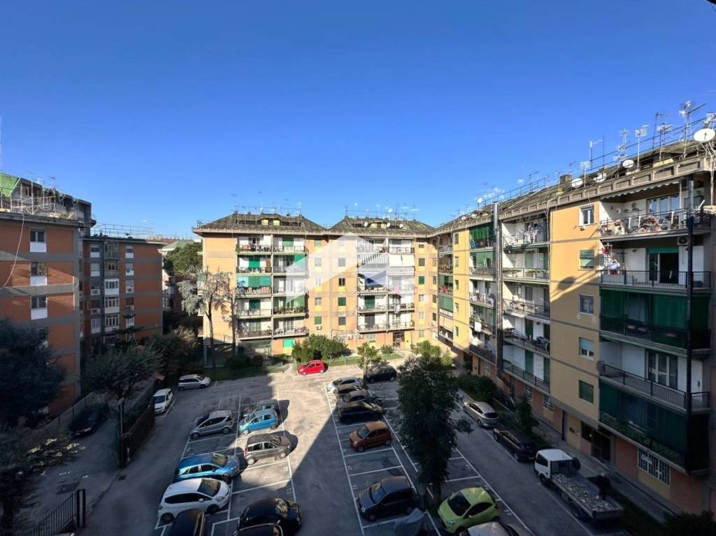 Appartamento in vendita a Napoli via Louis Armstrong, 77