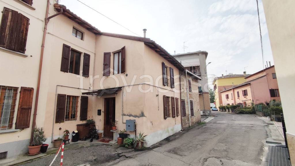 Villa in vendita a Fontanellato via Parola, 24