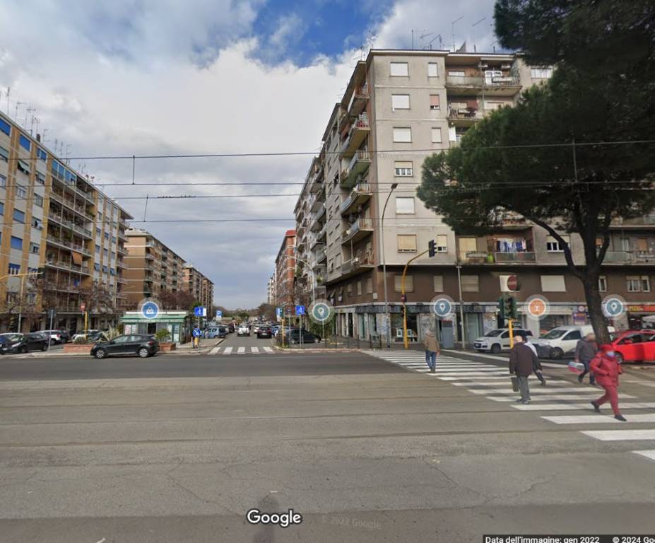 Appartamento in affitto a Roma largo Telese