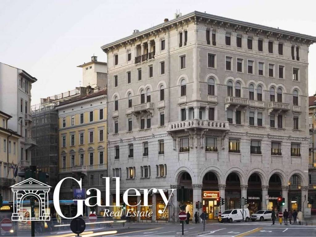 Appartamento in vendita a Trieste piazza Goldoni