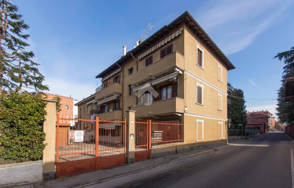 Appartamento in vendita a Lainate via Gorizia, 6