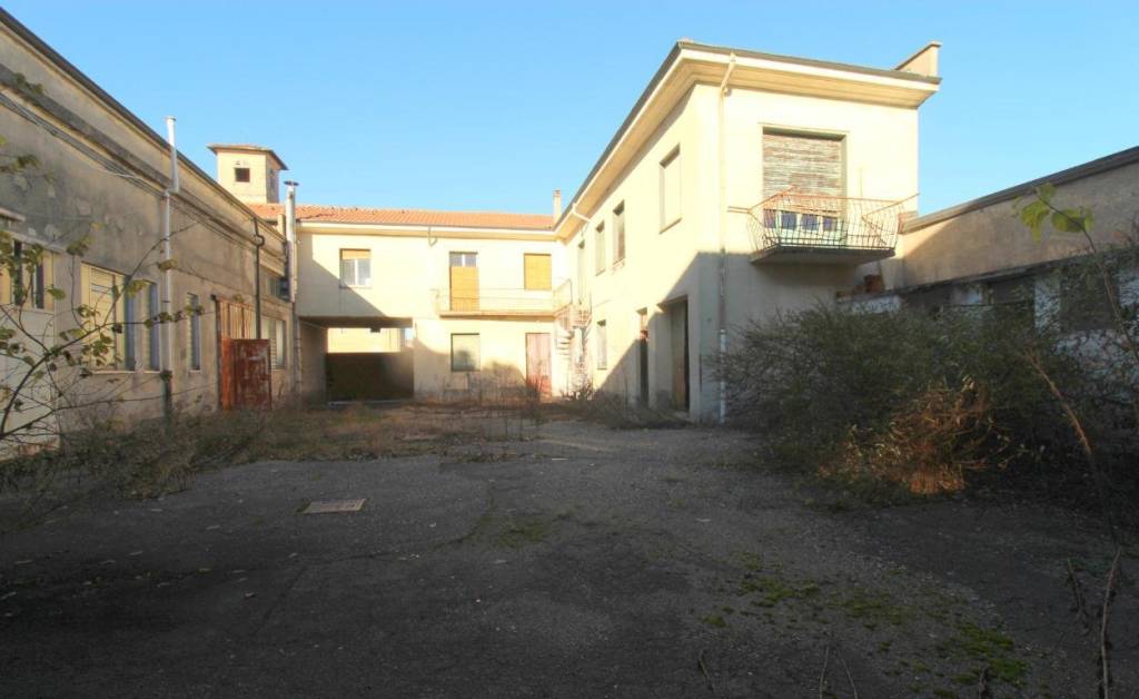 Casa Indipendente in vendita a Rescaldina via Antonio Gramsci, 28