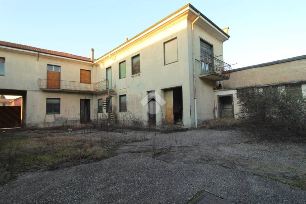 immagine annuncio 1 di 11