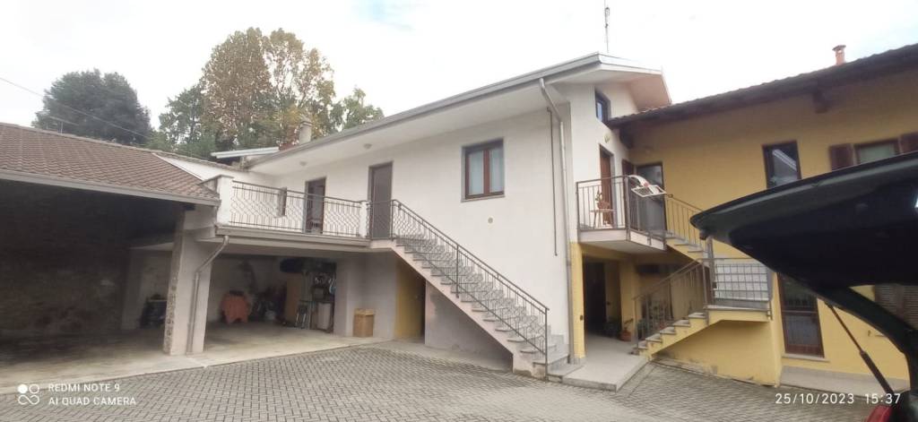 Appartamento in in vendita da privato a Oleggio Castello via Oleggio Castello