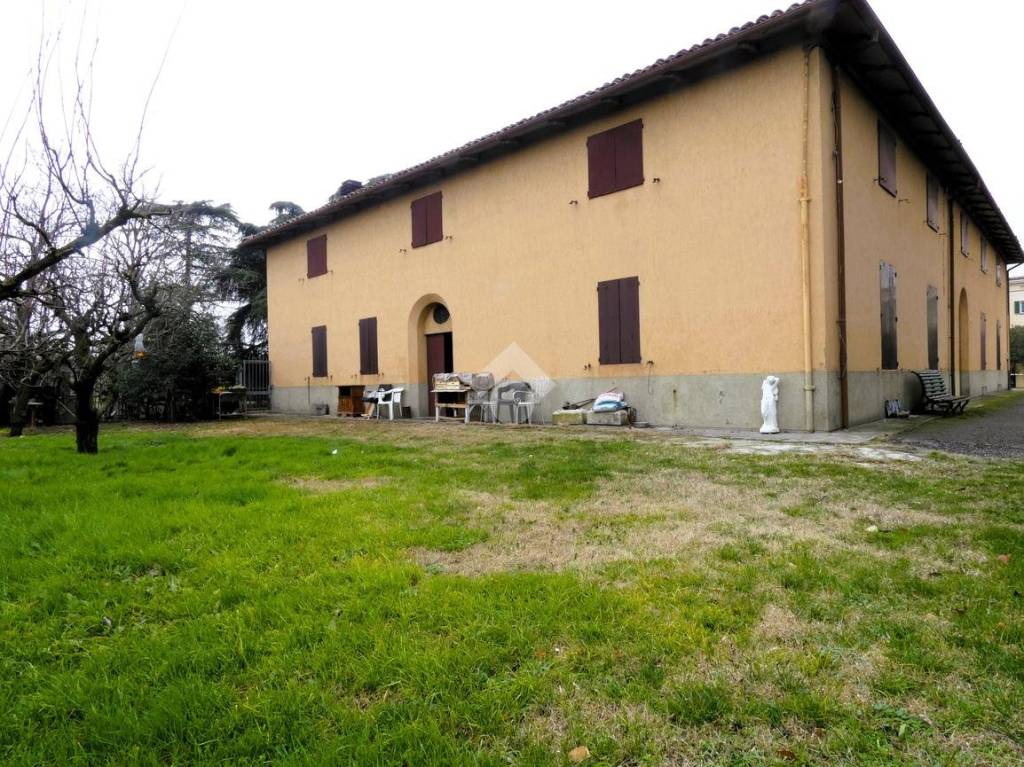 Casa Indipendente in vendita a Bologna via Casteldebole, 8