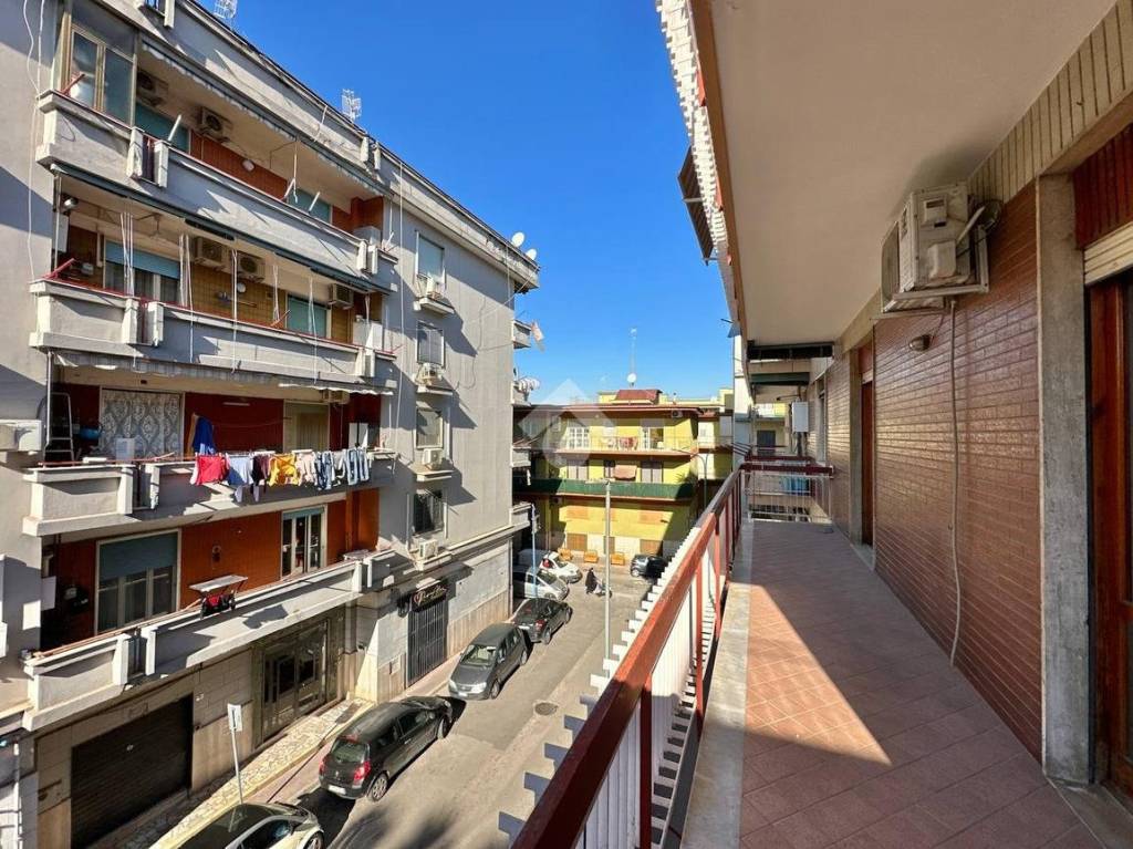 Appartamento in vendita ad Arzano via Galileo Galilei, 72