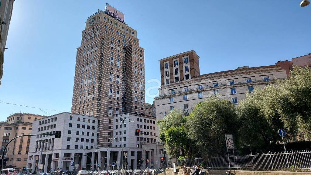 Ufficio in vendita a Genova via Gabriele d'Annunzio, 2