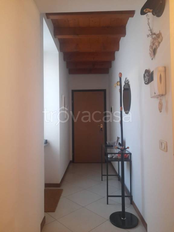 Appartamento in in vendita da privato a Valmadrera via Antonio Stoppani, 11