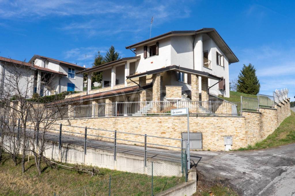 Villa in vendita a Mondovì via Vecchia di Monastero