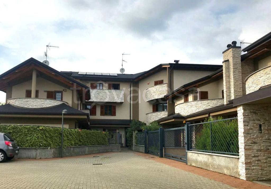 Appartamento in in vendita da privato a Olgiate Olona via Don Giovanni Minzoni, 55