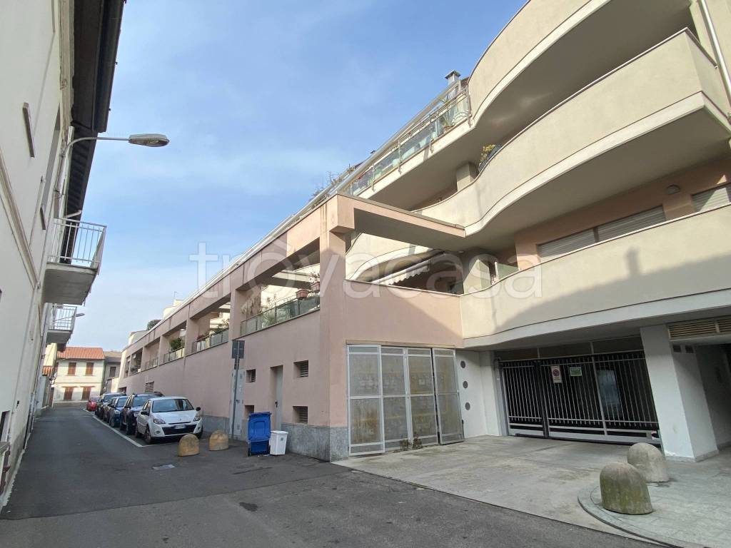 Appartamento in affitto a Nerviano via Alberto da Giussano, 8