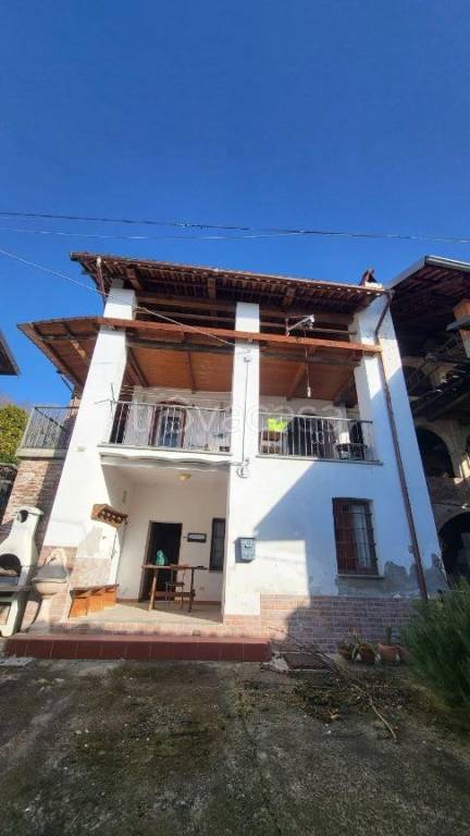 Casa Indipendente in vendita a Castellamonte via Pietro Micheletto, 47