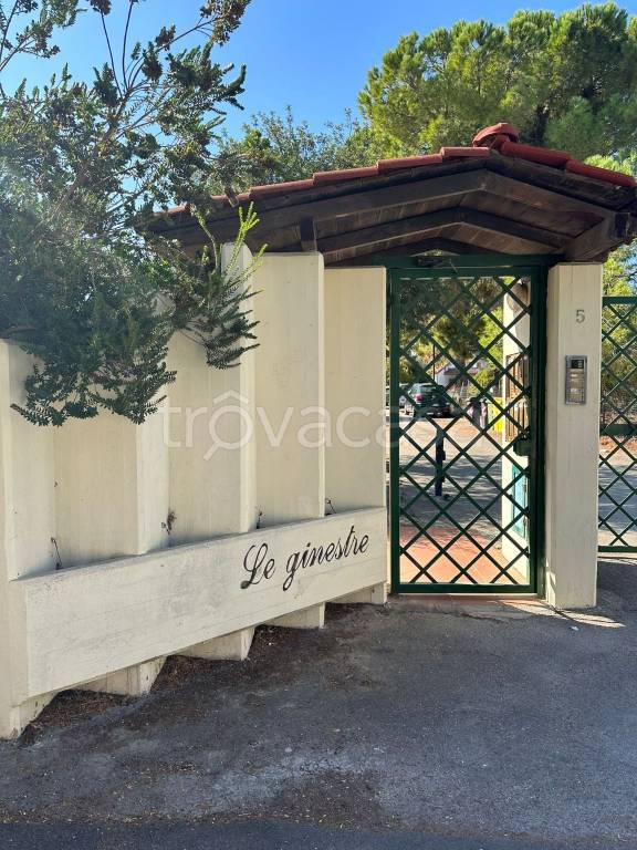 Villa in vendita a Taranto via Anguille, 5