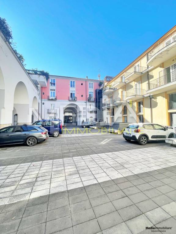 Appartamento in vendita ad Aversa via Seggio