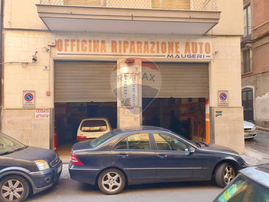 Negozio in vendita a Catania via Empedocle, 85