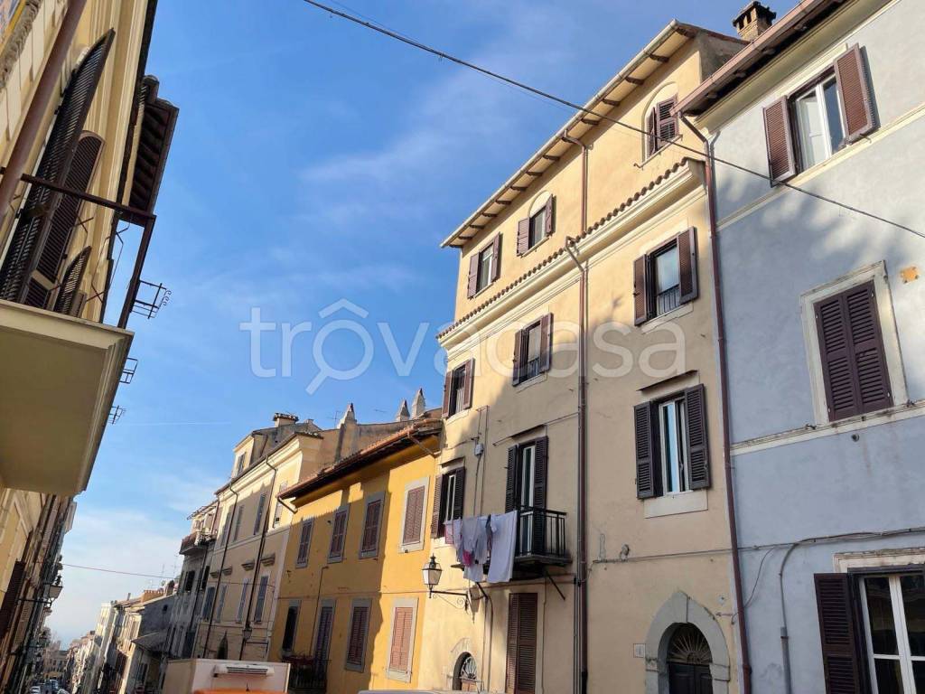 Appartamento in vendita ad Albano Laziale via Aurelio Saffi, 119