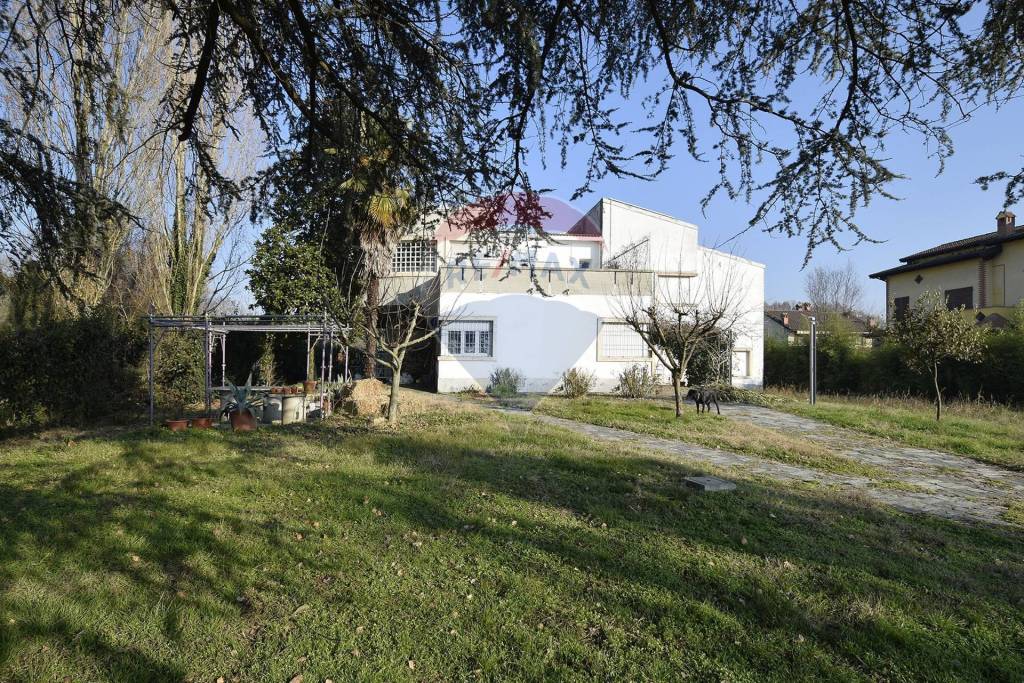 Villa in vendita a Miradolo Terme via milano, 6