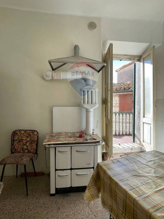 Appartamento in vendita ad Arcevia via Cadice, 24
