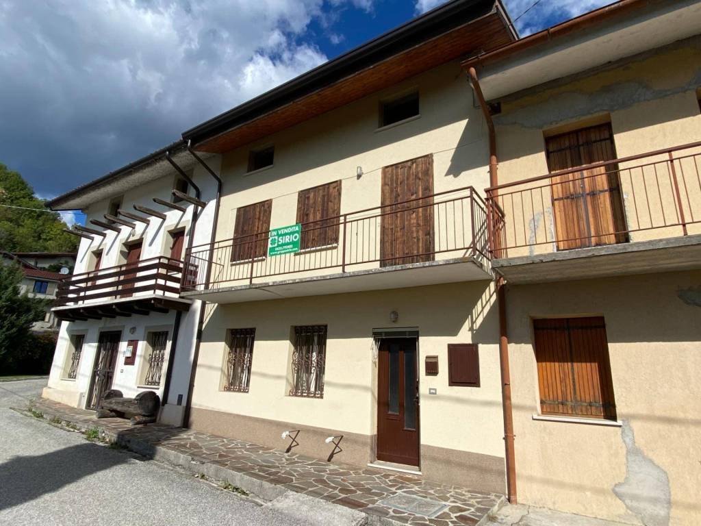 Villa Bifamiliare in vendita a Tarcento