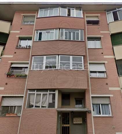Appartamento all'asta a Milano via Val Lagarina , 41
