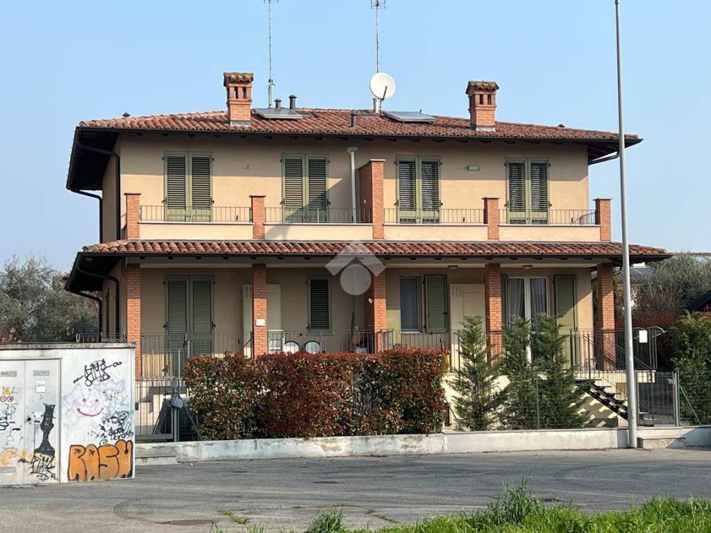Villa Bifamiliare in vendita a Spino d'Adda via Como, 23