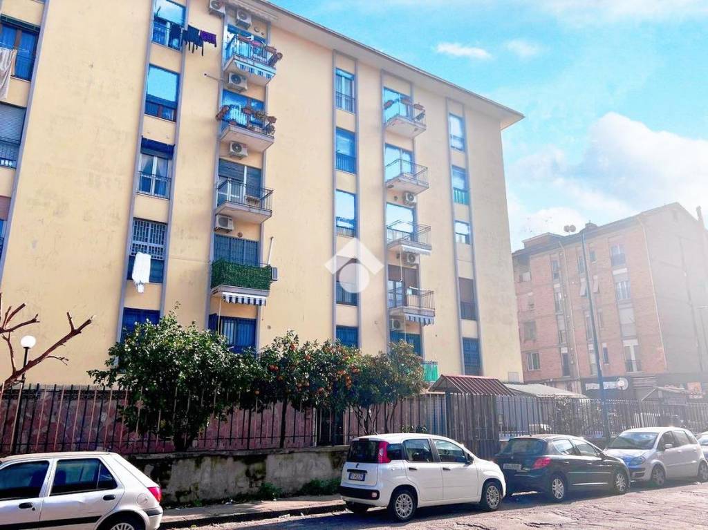 Appartamento in vendita a Napoli via Tarquinio Prisco, 8