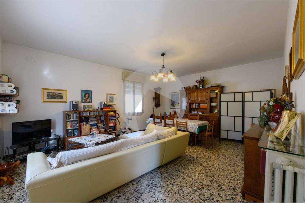 Villa in vendita a Scandiano via Alfeo Strucchi, 3