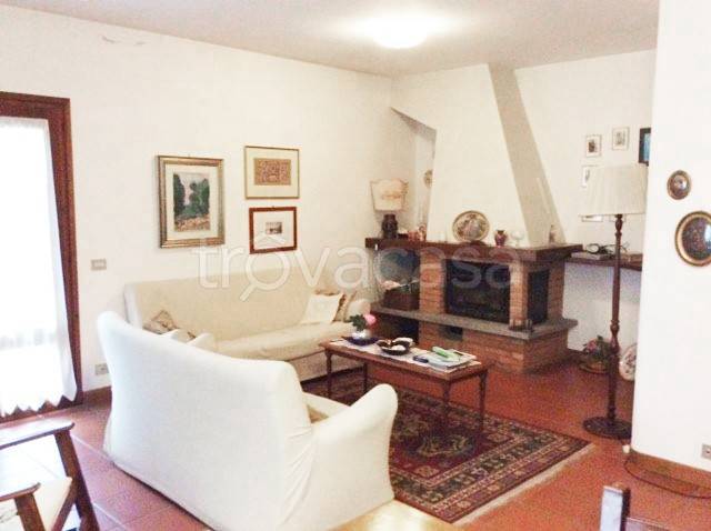 Villa in vendita a Cavriago via Campofiori, 1