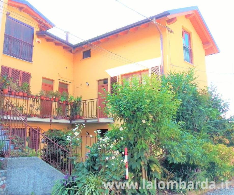 Appartamento in vendita a Biandronno via Mazzini, 27