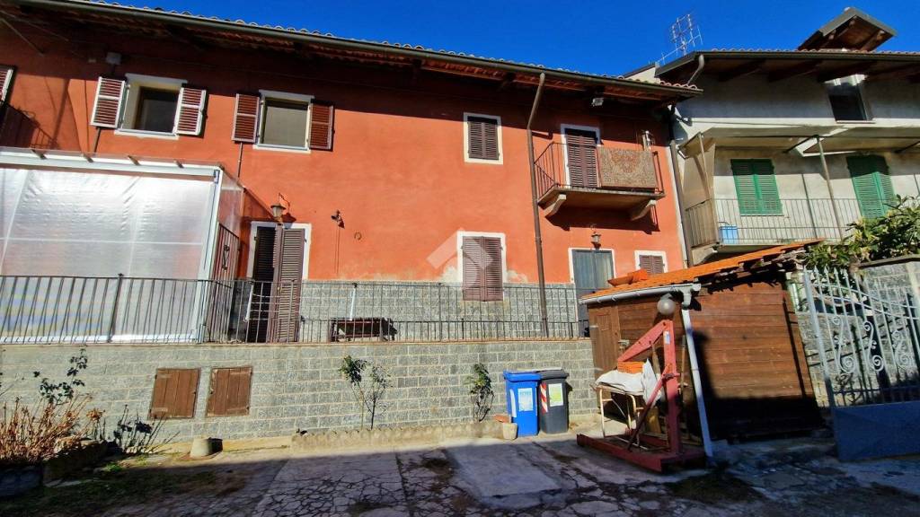 Casa Indipendente in vendita a Castagneto Po via asti, 8