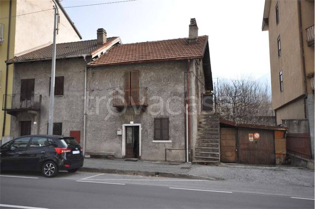 Casa Indipendente in vendita a Villadossola via Bianchi Novello, 75