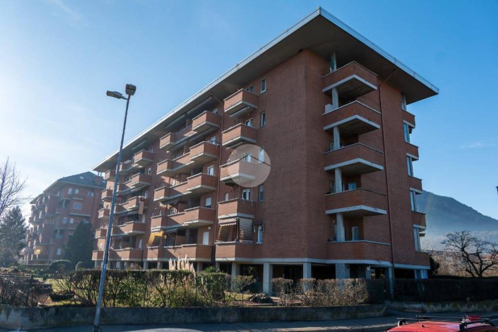 Appartamento in vendita a Piossasco via Cavour, 68