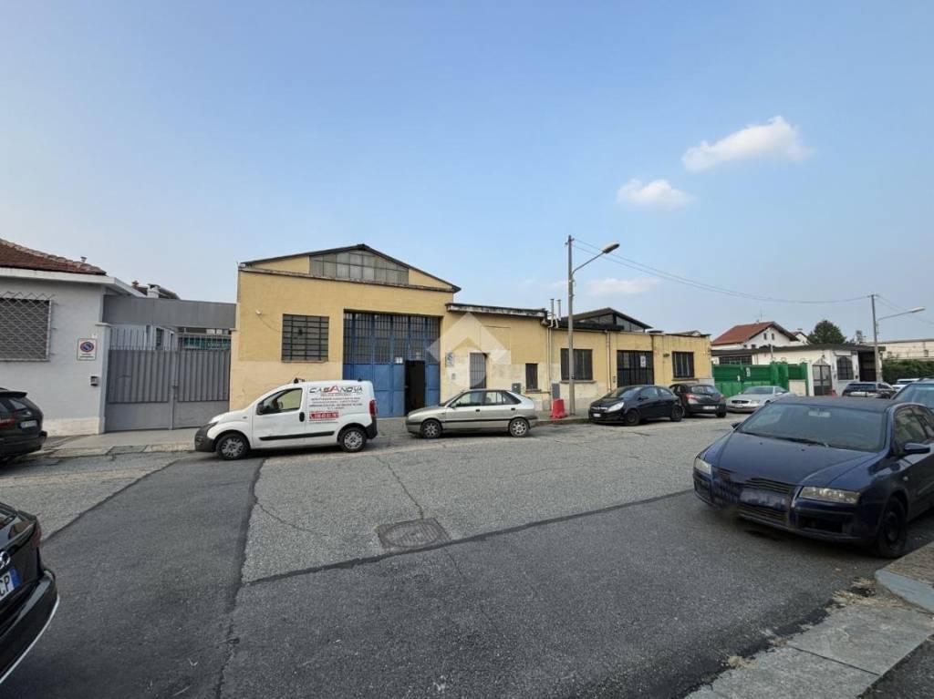 Capannone Industriale in affitto a Torino via previati, 16